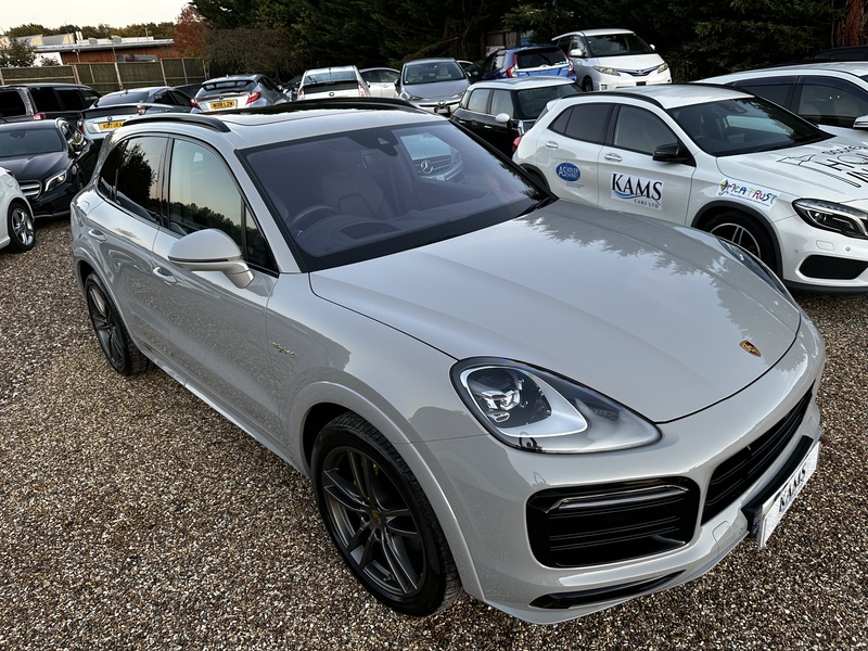 Porsche 3.0 V6 E-Hybrid 17.9kWh SUV 5dr Petrol Plug-in Hybrid TiptronicS 4WD Euro 6 (s/s) (3.6kW Charger) (462 ps)