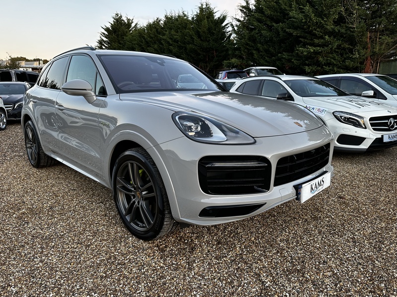 Porsche 3.0 V6 E-Hybrid 17.9kWh SUV 5dr Petrol Plug-in Hybrid TiptronicS 4WD Euro 6 (s/s) (3.6kW Charger) (462 ps)