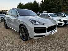 Porsche Cayenne V6 E-Hybrid 