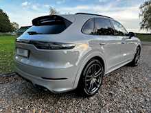 Porsche Cayenne V6 E-Hybrid 