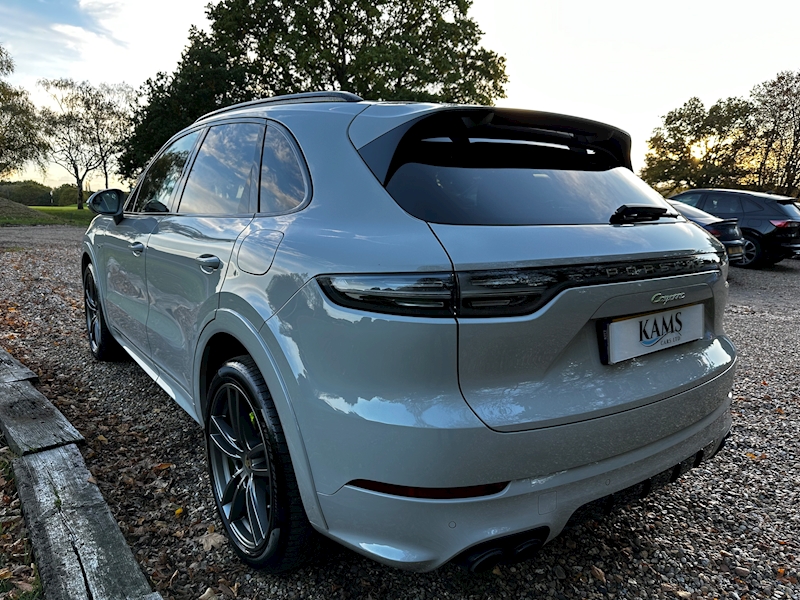 Porsche 3.0 V6 E-Hybrid 17.9kWh SUV 5dr Petrol Plug-in Hybrid TiptronicS 4WD Euro 6 (s/s) (3.6kW Charger) (462 ps)