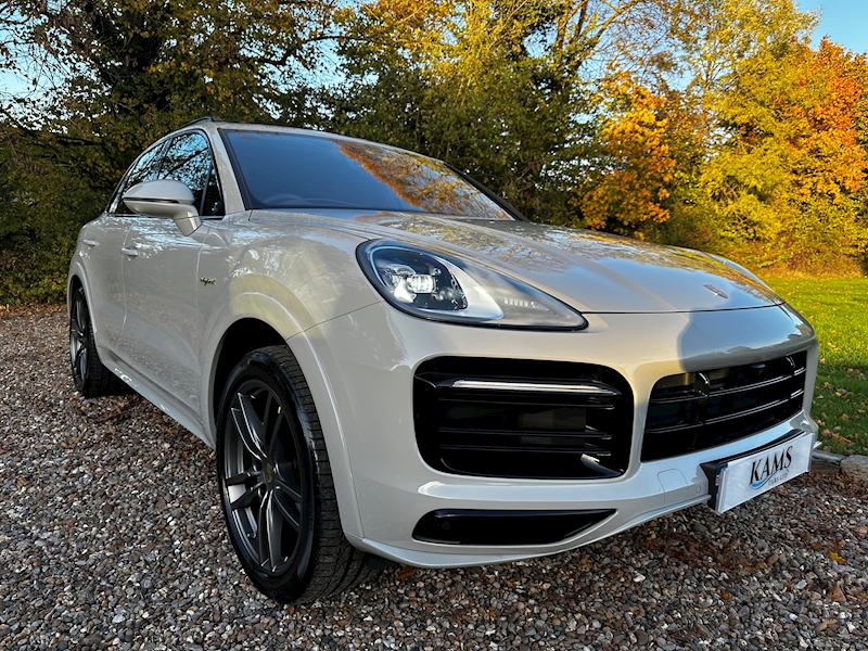 Porsche 3.0 V6 E-Hybrid 17.9kWh SUV 5dr Petrol Plug-in Hybrid TiptronicS 4WD Euro 6 (s/s) (3.6kW Charger) (462 ps)