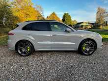 Porsche Cayenne V6 E-Hybrid 