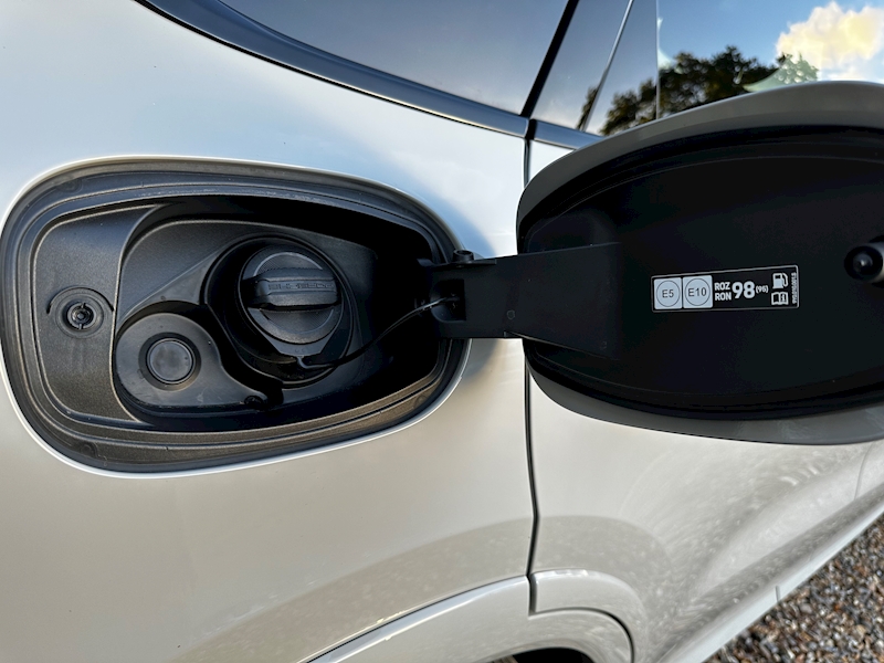 Porsche 3.0 V6 E-Hybrid 17.9kWh SUV 5dr Petrol Plug-in Hybrid TiptronicS 4WD Euro 6 (s/s) (3.6kW Charger) (462 ps)