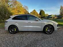 Porsche Cayenne V6 E-Hybrid 