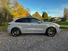 Porsche Cayenne V6 E-Hybrid 