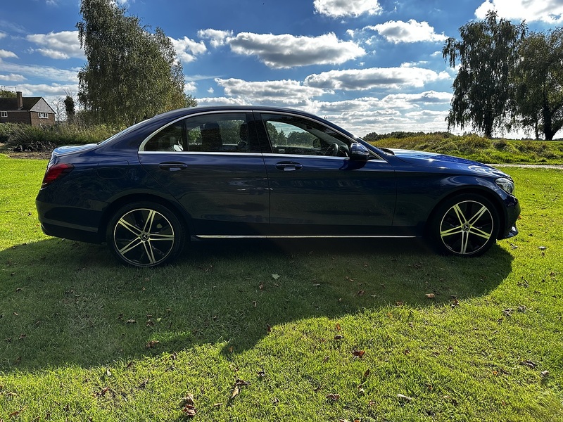 Mercedes-Benz 1.5 C200 MHEV EQ Boost Sport Saloon 4dr Petrol G-Tronic+ Euro 6 (s/s) (198 ps)