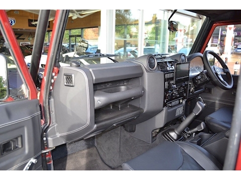 Defender 110 2.4 TDi Double Cab Pickup 4dr