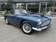Aston Martin DB4 Series III 