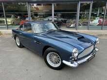 Aston Martin DB4 Series III 