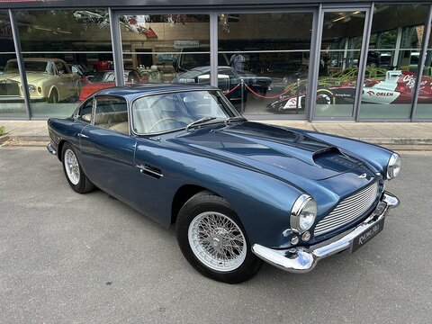 Series III Saloon 4.2 Manual Petrol