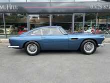 Aston Martin DB4 Series III 