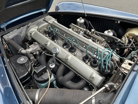 Series III Saloon 4.2 Manual Petrol