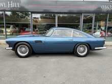 Aston Martin DB4 Series III 