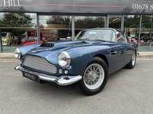 Aston Martin DB4 Series III 
