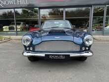 Aston Martin DB4 Series III 