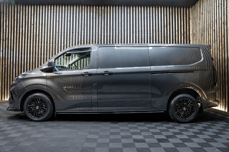 Ford Transit Custom 320 EcoBlue Limited L2 H1 Euro 6 (s/s) 5dr - N12