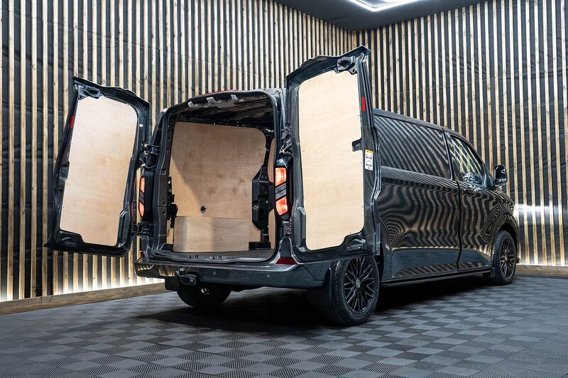 Ford Transit Custom 320 EcoBlue Limited L2 H1 Euro 6 (s/s) 5dr - N12