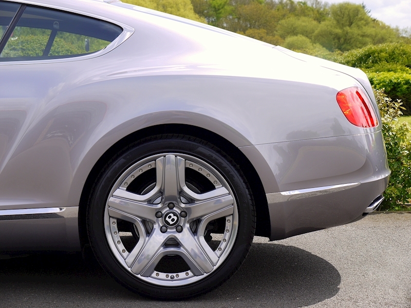 Bentley Continental GT W12 Mulliner - Large 3