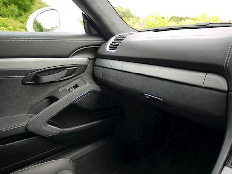 Porsche Cayman Gt4 - U3520