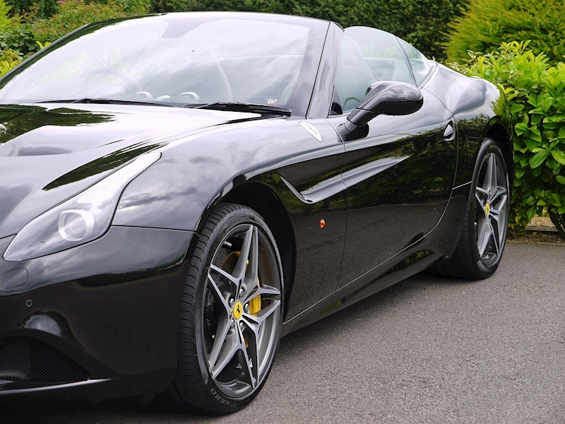 Ferrari California T - Large 24