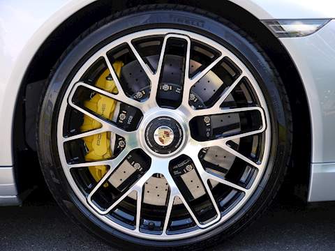 Porsche 911 Turbo S - U3550