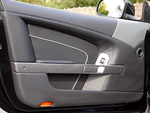 Aston Martin Virage V12 - U3557