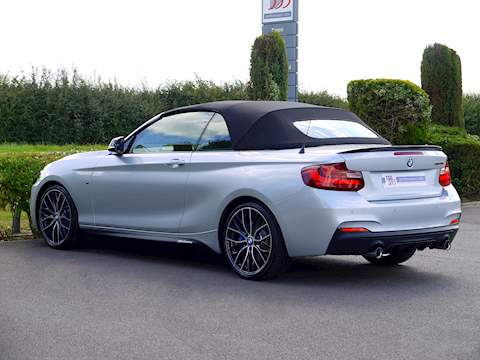 BMW 2 Series M240i - U3559