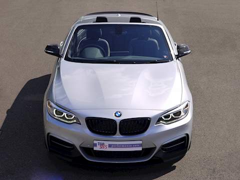 BMW 2 Series M240i - U3559
