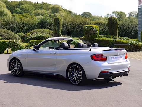 BMW 2 Series M240i - U3559