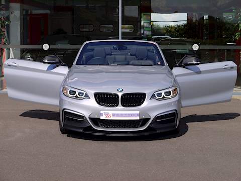 BMW 2 Series M240i - U3559