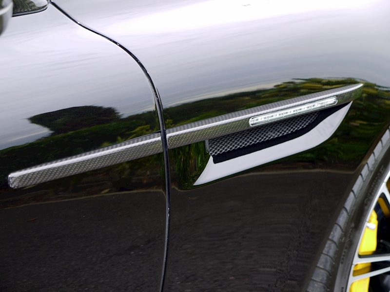 Aston Martin DB9 Volante 'Carbon Edition' Touchtronic 2 - Large 15