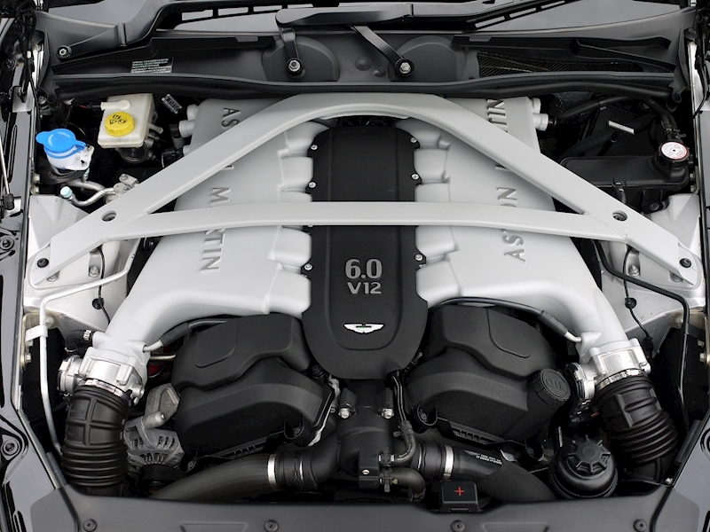 Aston Martin DB9 Volante 'Carbon Edition' Touchtronic 2 - Large 28
