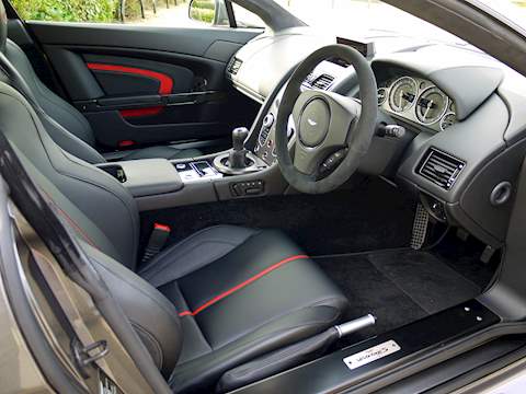 Aston Martin Vantage S V12 - U3561