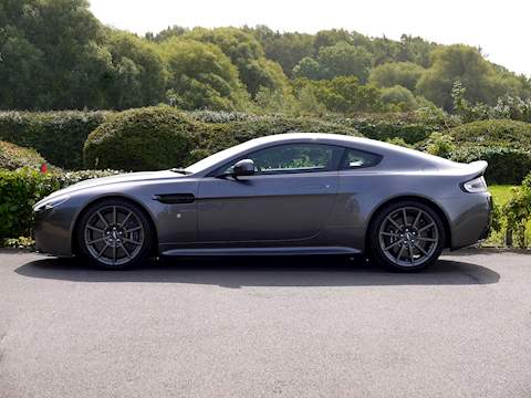 Aston Martin Vantage S V12 - U3561