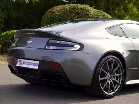 Aston Martin Vantage S V12 - U3561