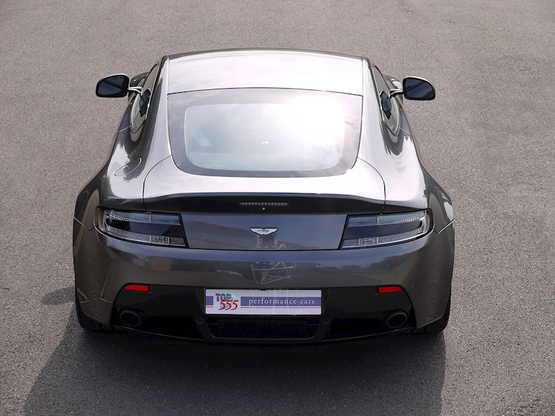 Aston Martin V12 Vantage S - Manual - Large 18