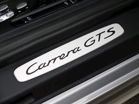Porsche 911 Carrera Gts Pdk - U3572