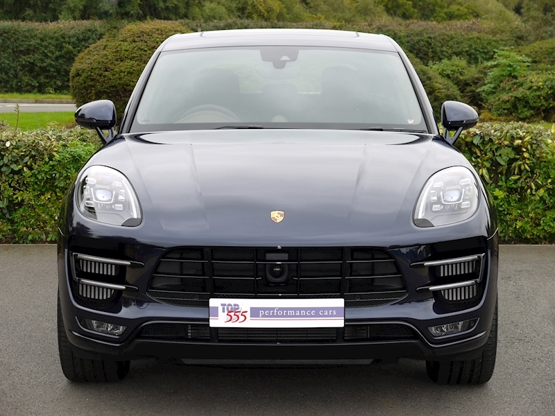 Porsche Macan Turbo with Performance Package - Large 17