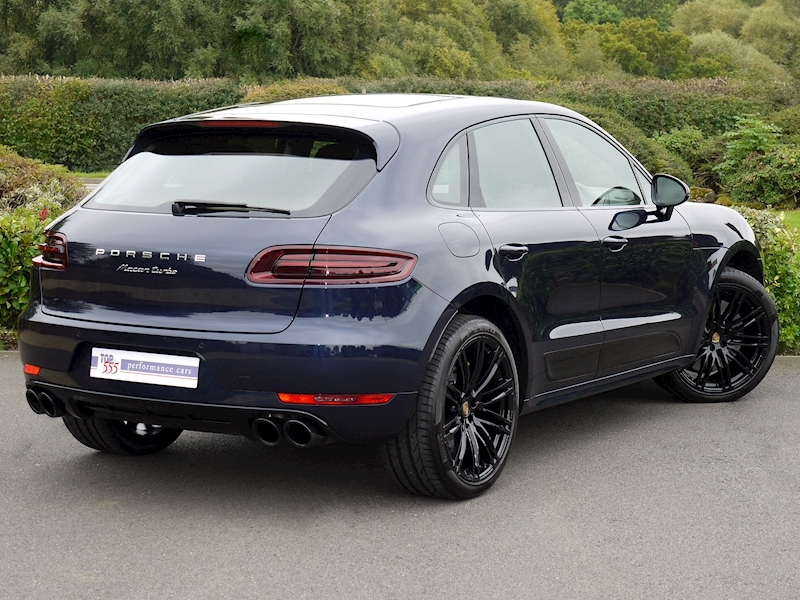 Porsche Macan Turbo with Performance Package - Large 22
