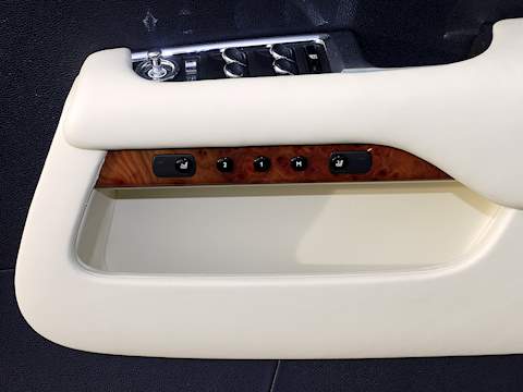 Rolls-Royce Wraith V12 - U3597