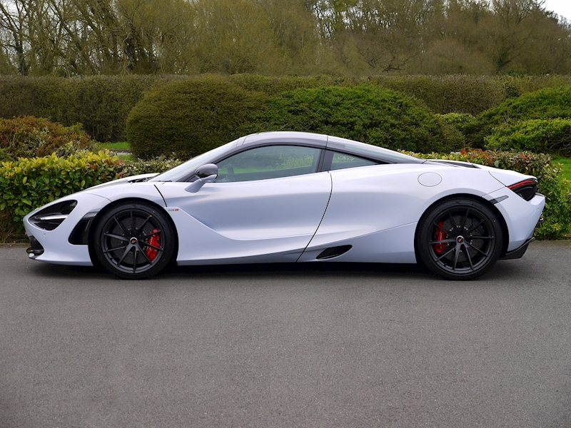 McLaren 720S PERFORMANCE - Large 2