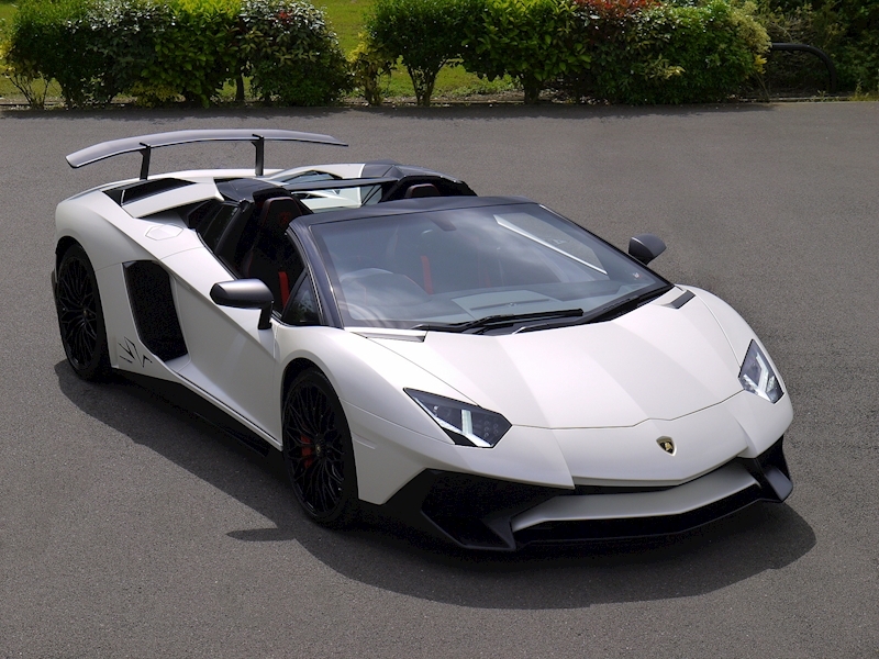 Lamborghini Aventador LP750-4 SuperVeloce Roadster - Large 0