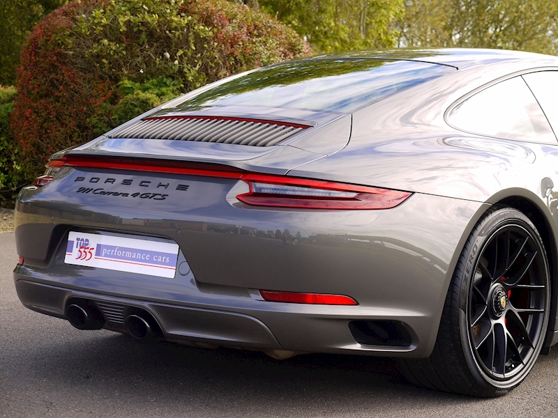 Porsche 911 (991.2) Carrera 4 GTS 3.0 Coupe PDK - SportDesign Package - Large 11