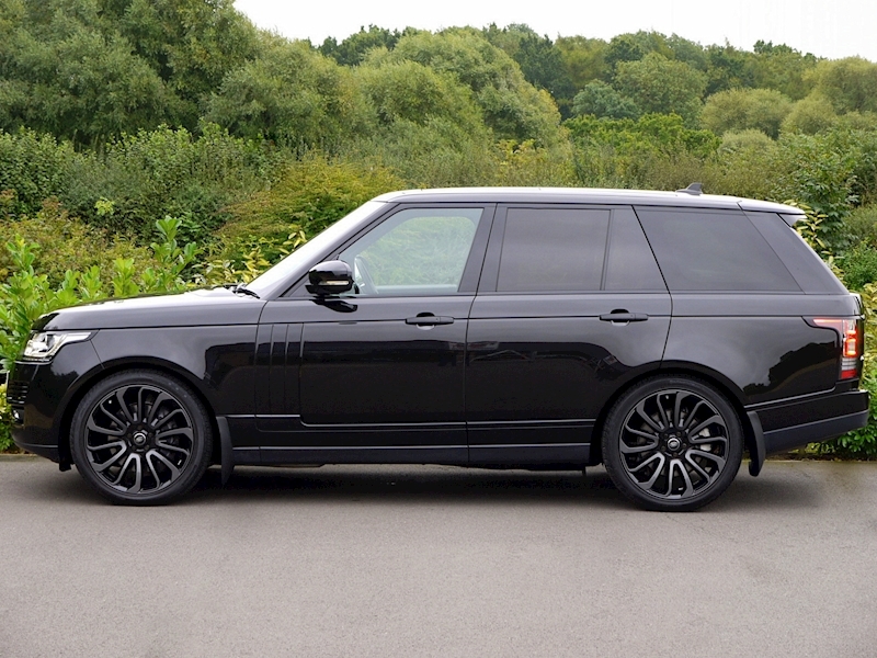 Land Rover Range Rover 4.4 SDV8 Autobiography with Black Design Pack - Large 2