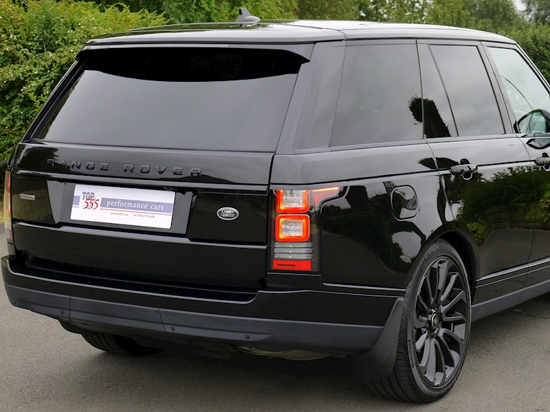 Land Rover Range Rover 4.4 SDV8 Autobiography with Black Design Pack - Large 9