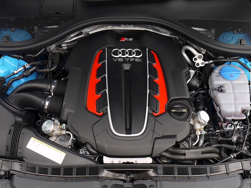 Audi RS6 Avant 4.0 TFSI Quattro - Large 23