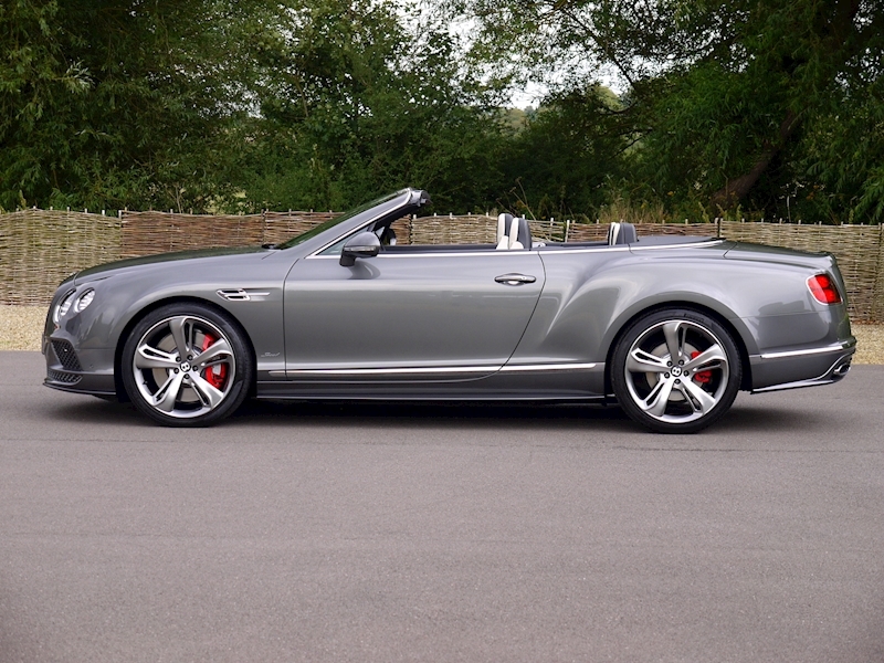 Bentley Continental GT Speed 6.0 Convertible - Large 31