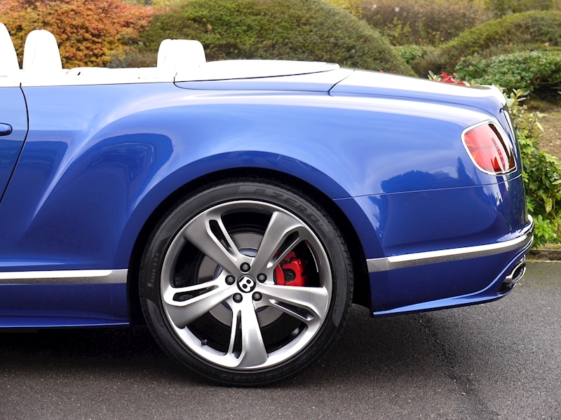 Bentley Continental GT Speed 6.0 Convertible - Large 2