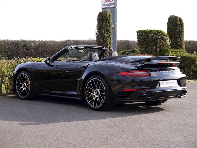 Porsche 911 (991.2) Turbo S Cabriolet 3.8 PDK - Large 8